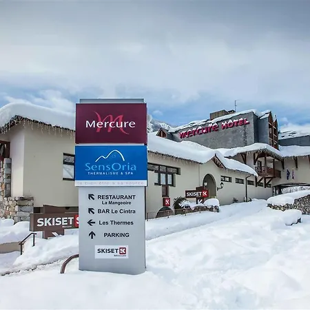 Mercure Saint-lary 酒店 4*