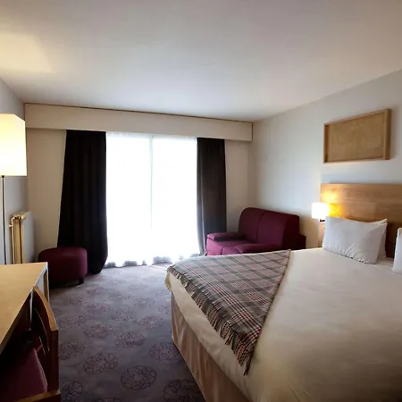 Hotel Mercure Saint-lary 4*