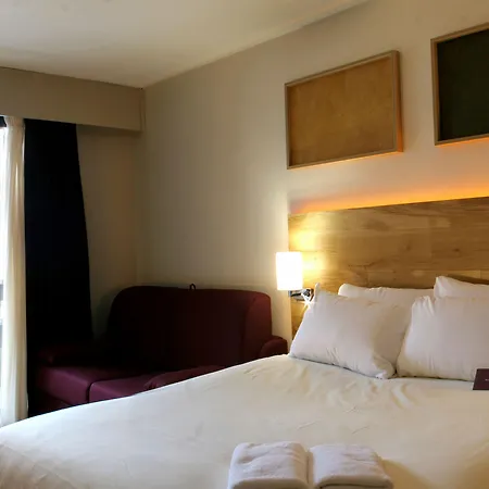 Mercure Saint-lary 4* 圣拉里苏朗