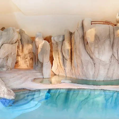 Mercure Saint-lary 4*