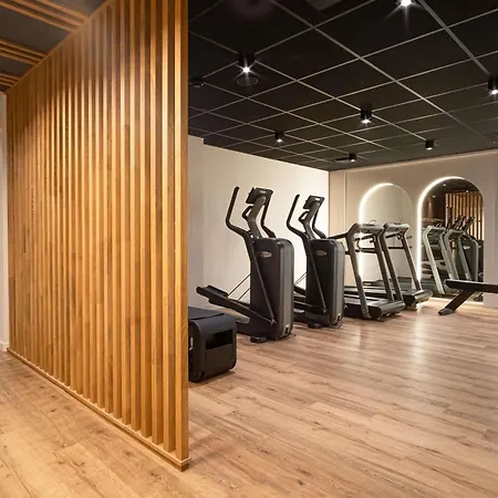 Mercure Saint-lary 酒店 圣拉里苏朗