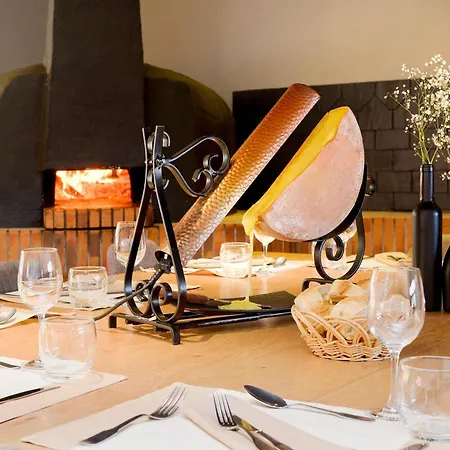 Mercure Saint-lary 4*