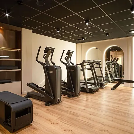 Mercure Saint-lary 酒店 圣拉里苏朗