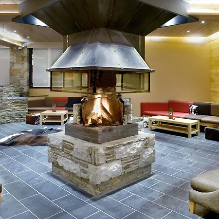 Mercure Saint-lary 호텔 4*