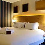 Mercure Saint-lary 4* 圣拉里苏朗