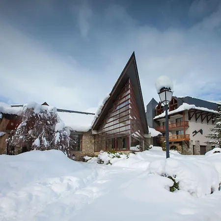 Отель Mercure Saint-lary