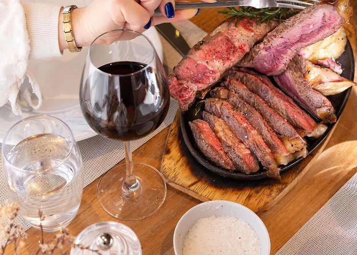 Отель Mercure Saint-lary